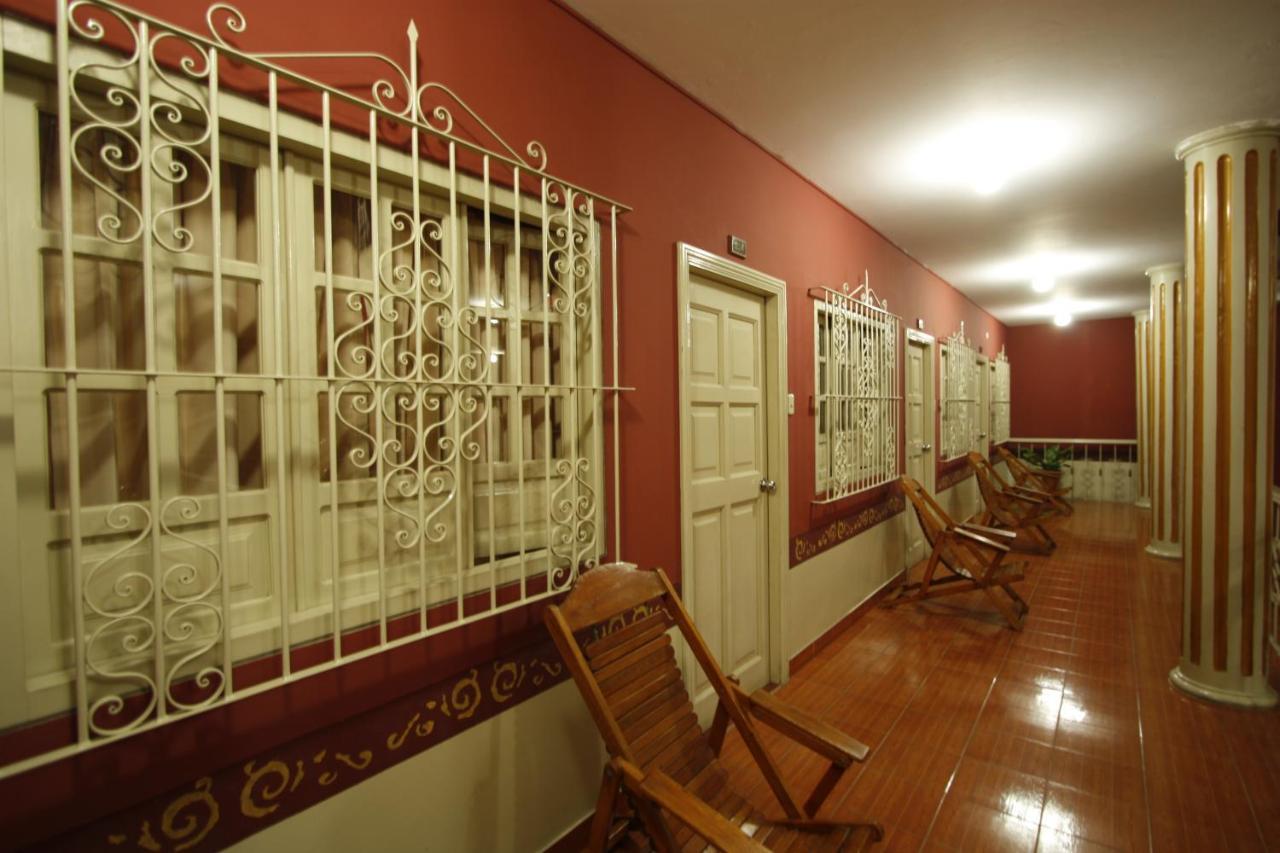 Hotel Colonial Трухильо Экстерьер фото
