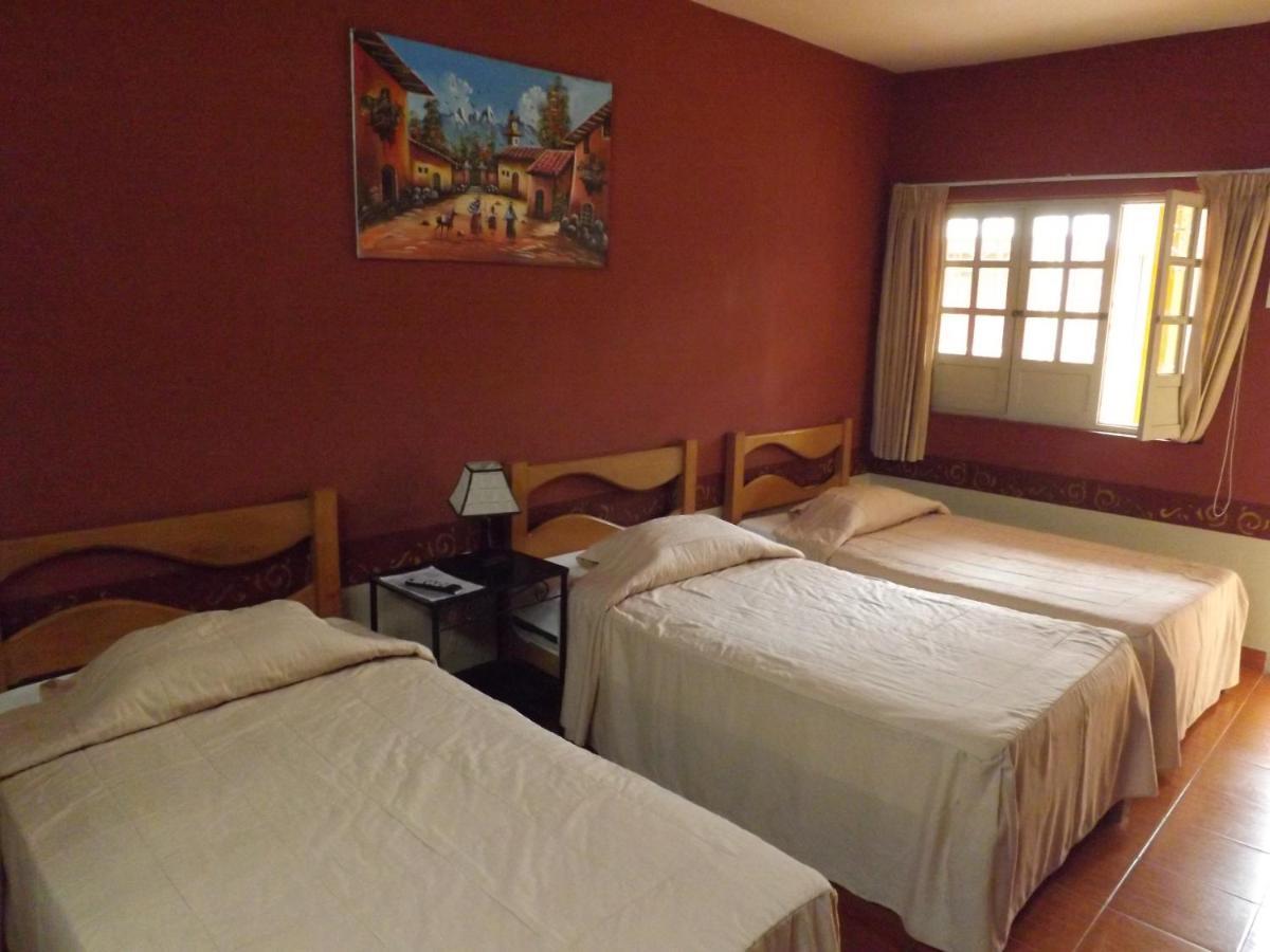 Hotel Colonial Трухильо Экстерьер фото